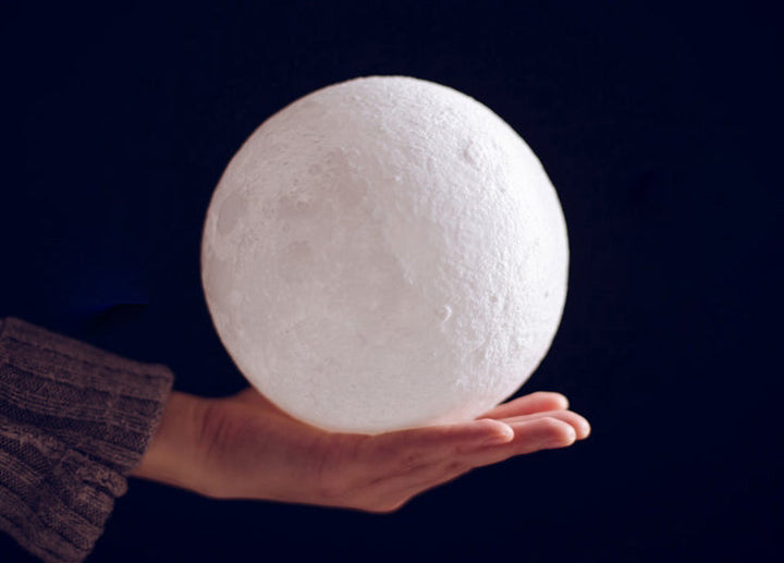 Ładowalna 3D Lampa Księżycowa na Noc, z Kontrolą Dotykową i Kablem USB, Najlepszy Prezent dla Przyjaciół, Dzieci i Innych
