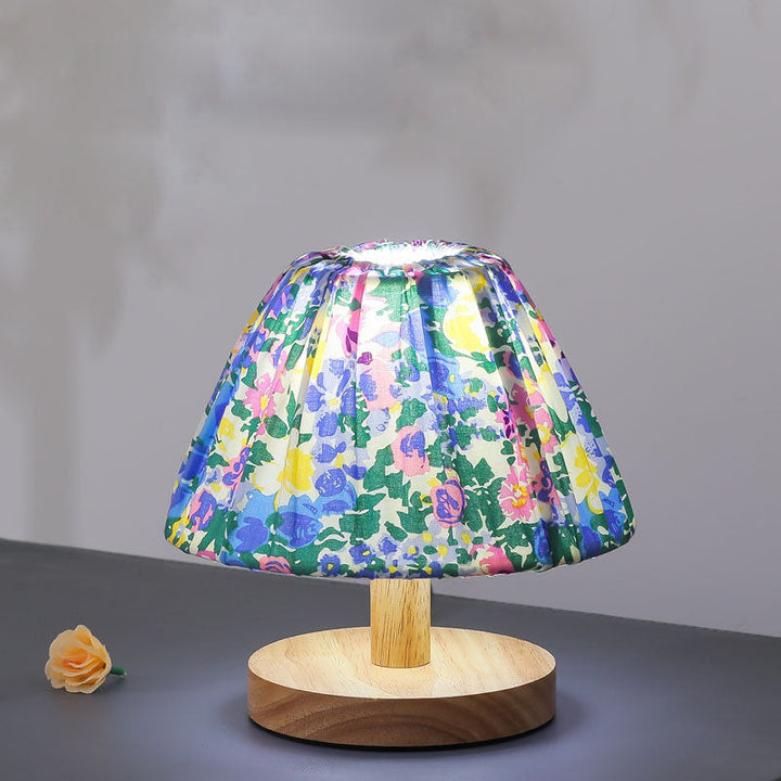 Nowoczesna Minimalistyczna Kreatywna Żelazna Lampa Stołowa w Kształcie Kwiatu 1-Lampowa