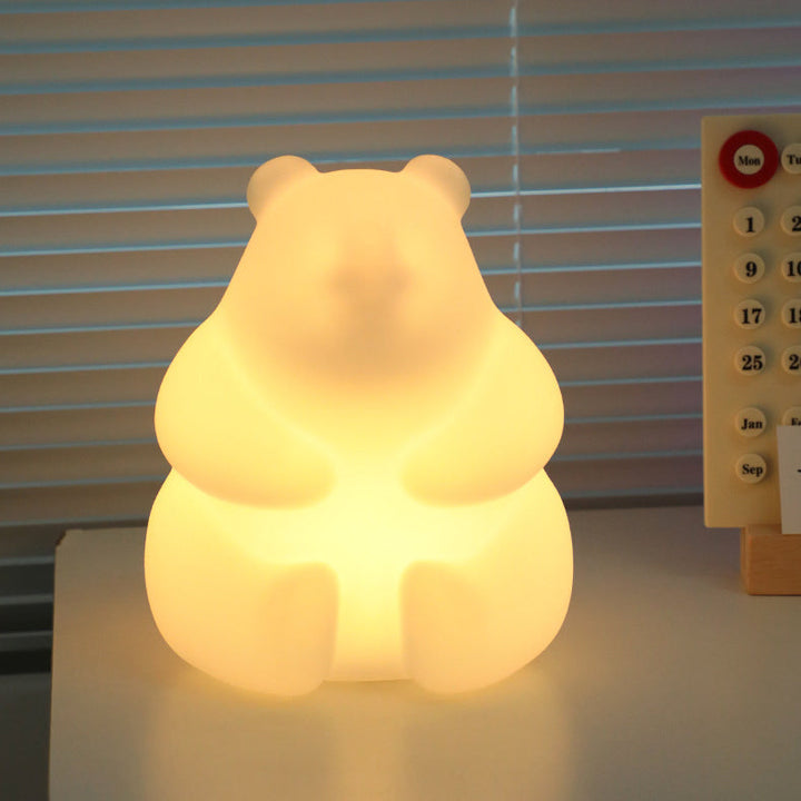 Współczesna Kreatywna Lampa Stołowa PE LED w Kształcie Misia do Salonu
