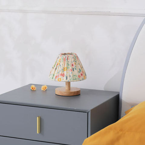 Nowoczesna Minimalistyczna Kreatywna Żelazna Lampa Stołowa w Kształcie Kwiatu 1-Lampowa