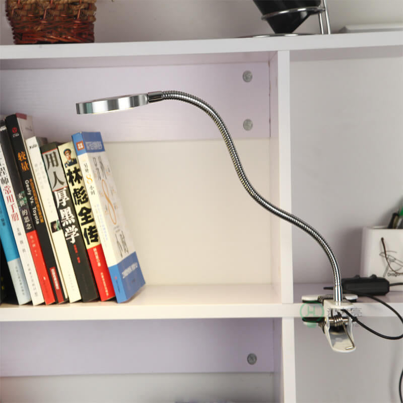 Kreatywna prosta lampa biurkowa LED z klipsem na guziki USB