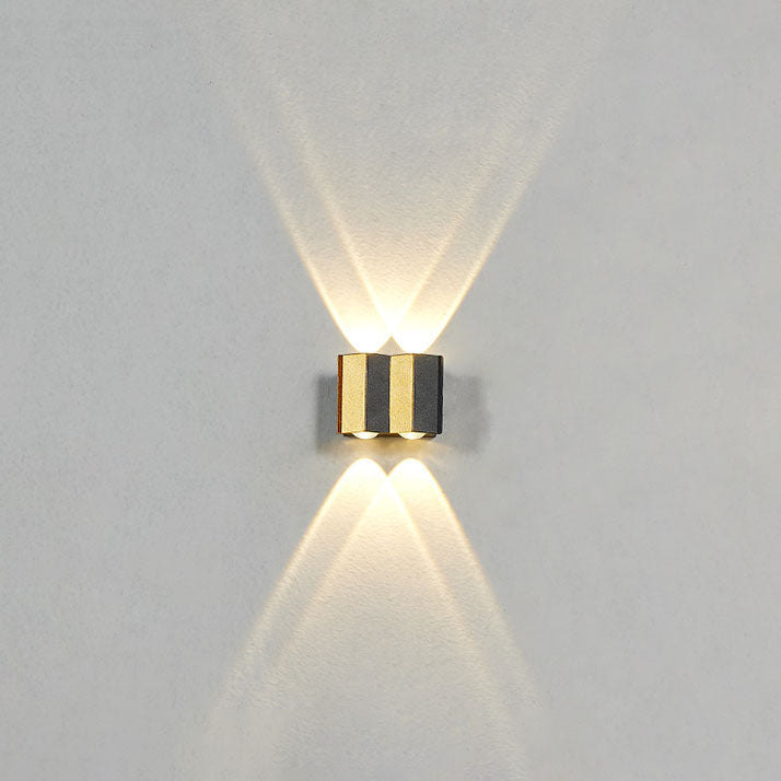 Nowoczesna Luksusowa Złota Aluminiowa Zewnętrzna Wodoodporna Lampa LED na Ścianę na Taras