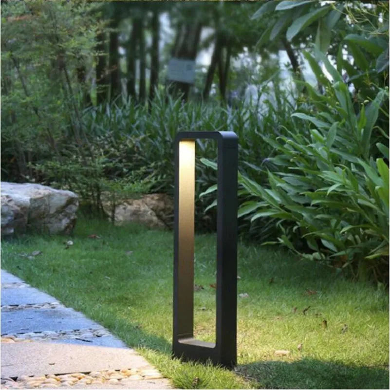 Lampa Ogrodowa TerraLuxe - wodoodporne oświetlenie LED do ogrodu na ścieżki i tarasy