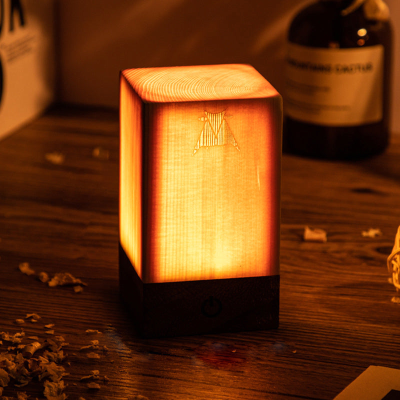 LumiWood – Lampa stołowa LED z baterią i dotykowym sterowaniem