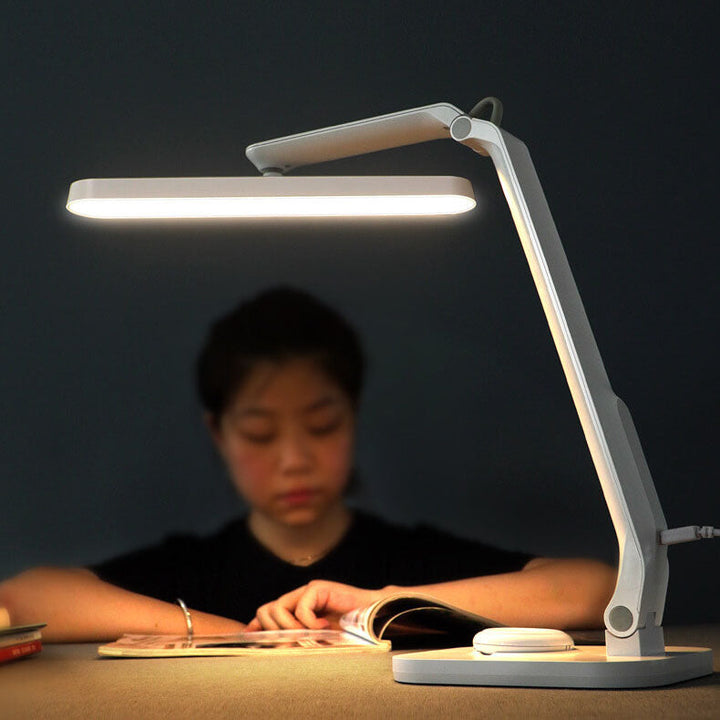 Nowoczesna lampa biurkowa LED z ochroną oczu dla studentów, składana, ładowana przez USB