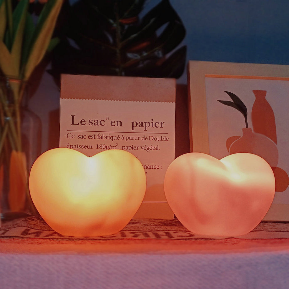 LuvSphere Silikonowa Lampka LED na Noc | W Kształcie Serca | Lampa Stołowa | Ciepłe Światło Nastrojowe | Dekoracyjna