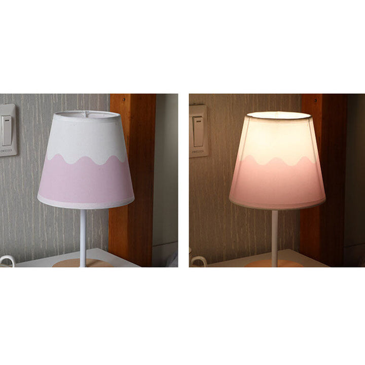 Nordycka Vintage Lampa Stołowa z Tkaniny i Litego Drewna LED
