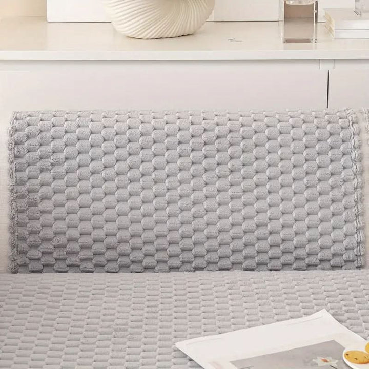 CozySlip - Ostateczny pokrowiec na sofę antypoślizgowy dla większego komfortu i stylu