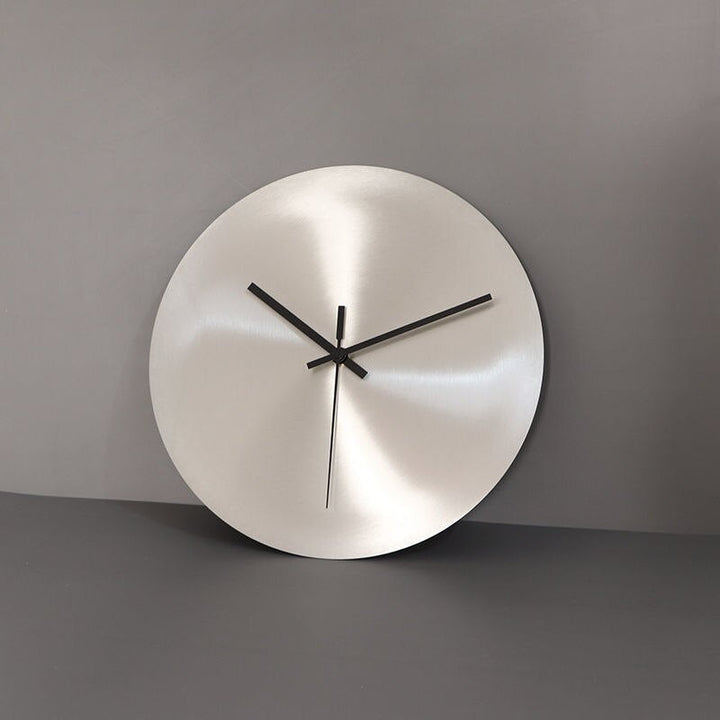 ClearTime - Minimalistyczny Zegar Ścienny ze Stali Nierdzewnej