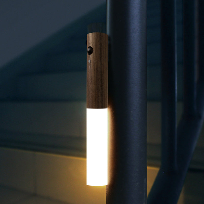 Nocna Lampa z Czujnikami |