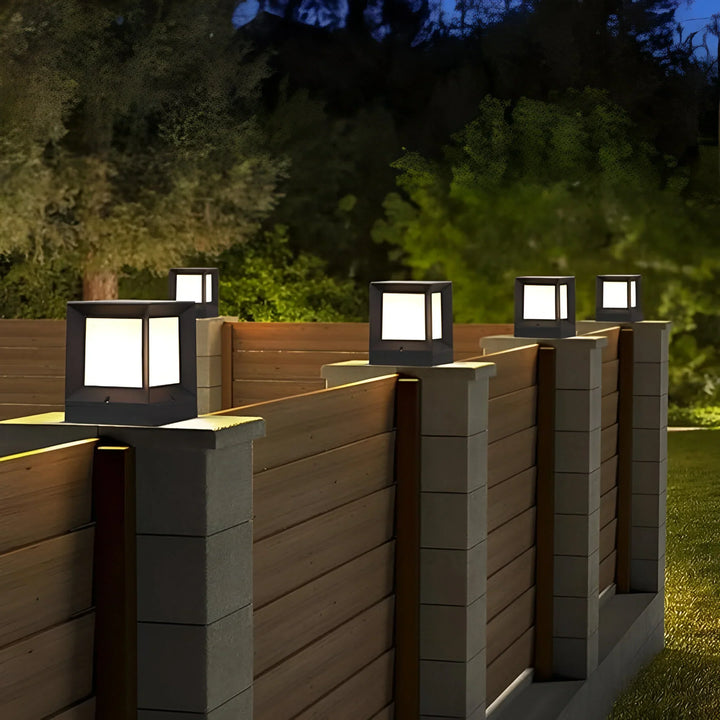 GlowPillar – Elegancka Zewnętrzna Lampa LED