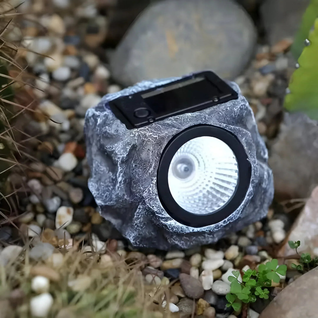 StoneGlow – Słoneczna Lampa Ogrodowa w Kształcie Kamienia