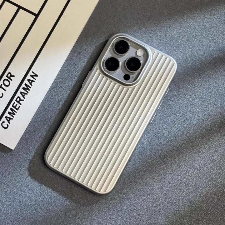 Etui Titanium Shield Pro do iPhone&