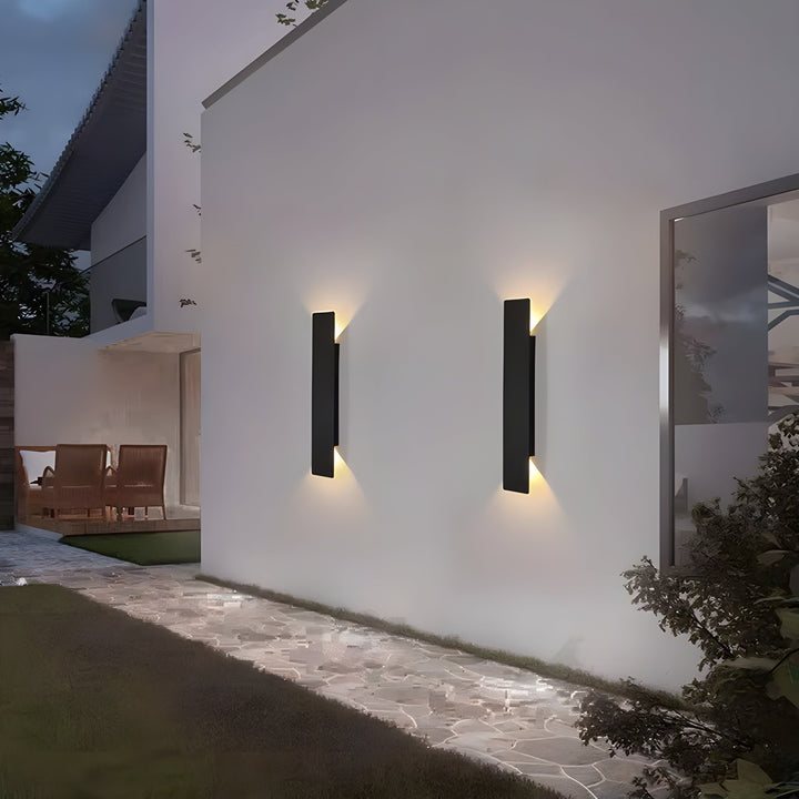 Lampa ścienna LED odporna na warunki atmosferyczne w nowoczesnym stylu, wykonana z aluminium do użytku na zewnątrz