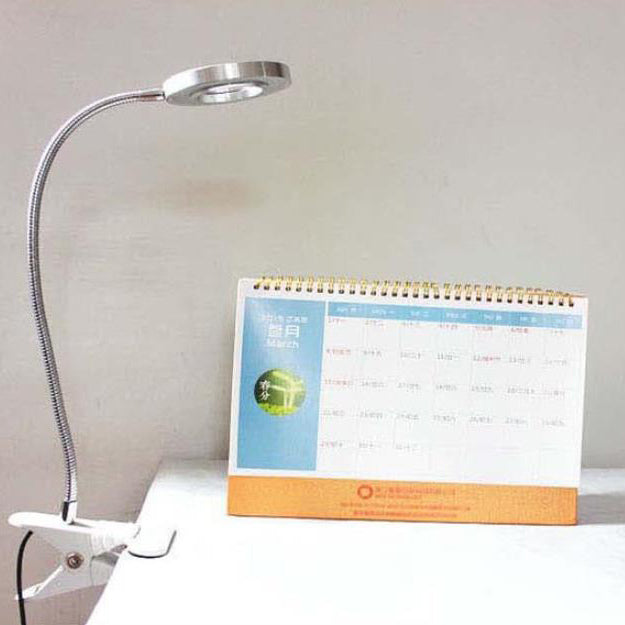 Kreatywna prosta lampa biurkowa LED z klipsem na guziki USB