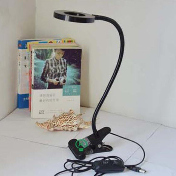 Kreatywna prosta lampa biurkowa LED z klipsem na guziki USB