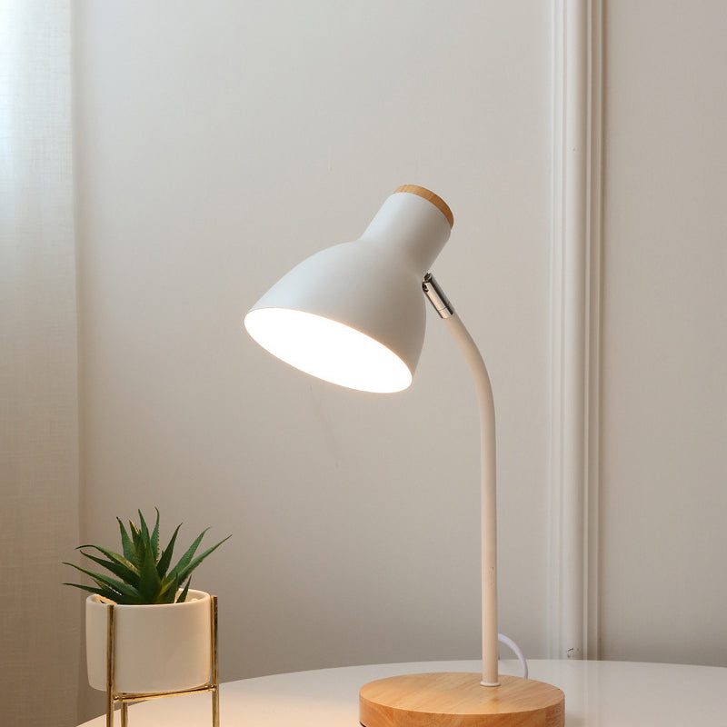Lampa stołowa w kształcie latarki Macaron Metal 1-wattowa lampa nocna do pokoju dziecięcego