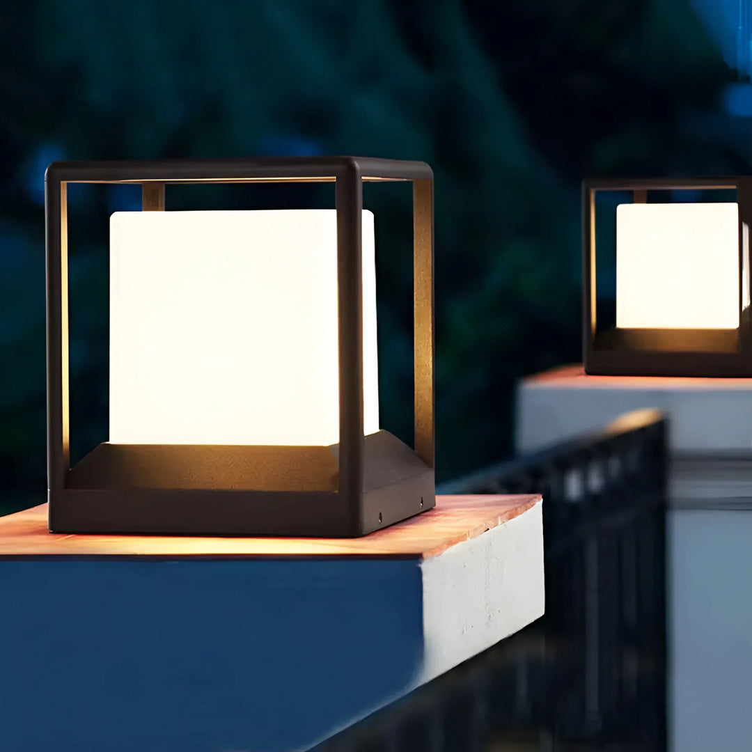 TerraGlow – Słoneczne Oświetlenie Patio i Ogrodu
