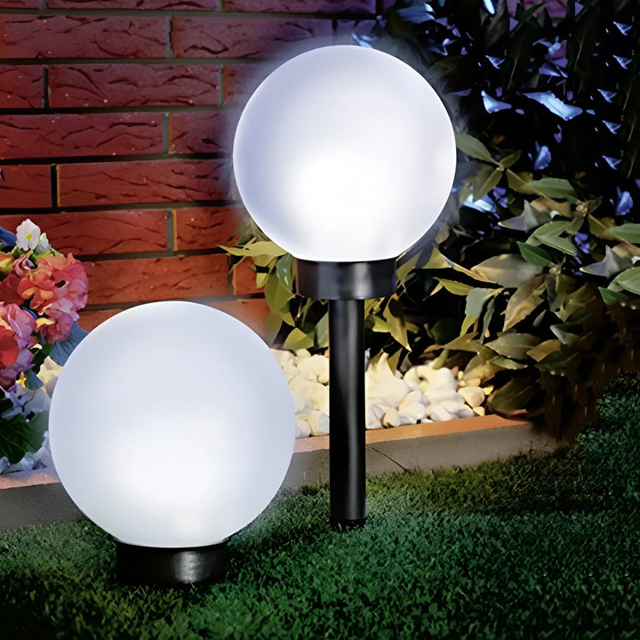 LumiGlobe – Zestaw 3 Wodoodpornych Słonecznych Lamp Ścieżkowych