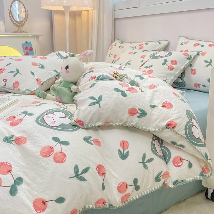 Zestaw pościeli Blossom &amp; Berry Dream 4szt. Pokrowiec na kołdrę w kwiaty
