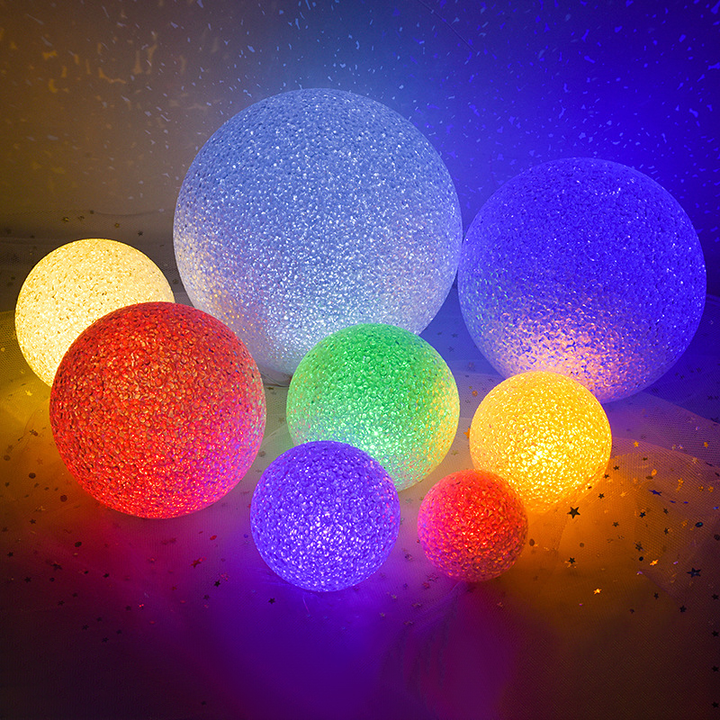 Świecąca kula nocna lampa