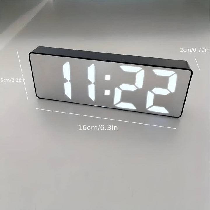 Cyfrowy Budzik Lustrzany LED