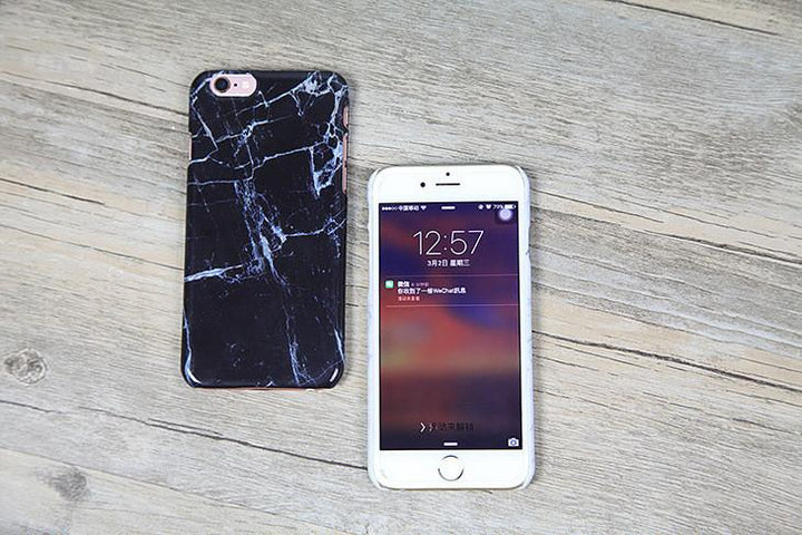 Etui na iPhone z marmuru mediolańskiego |