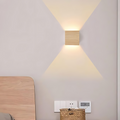 NordiLume | Skandynawska kwadratowa drewniana lampa ścienna
