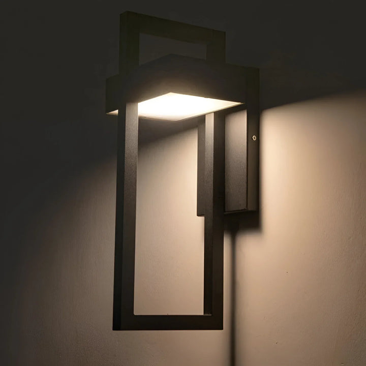 GlowCraft – Wodoodporna Lampa Ścienna na Zewnątrz