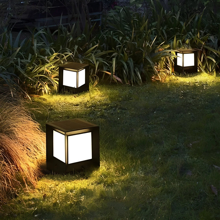 TerraGlow – Słoneczne Oświetlenie Patio i Ogrodu