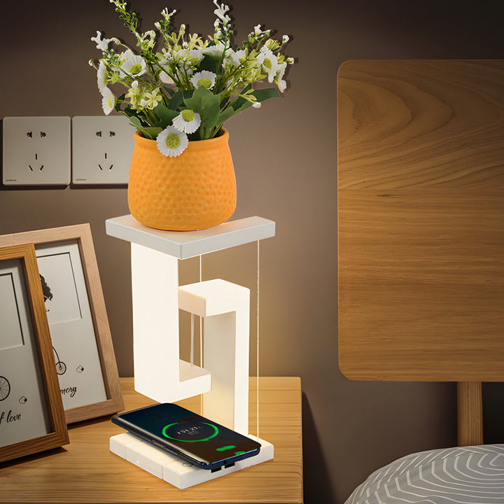 Futurystyczna lampa stołowa z technologią lewitacji