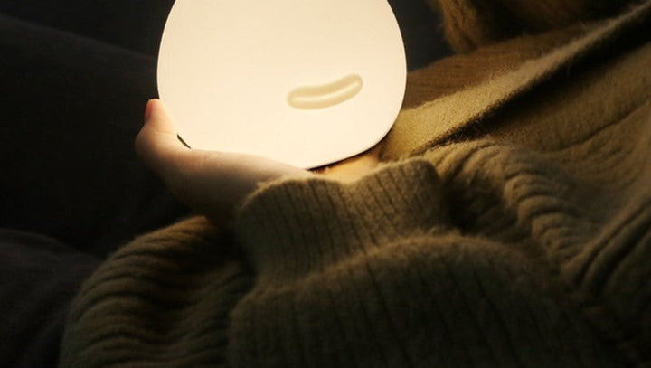 Ładowalna lampka nocna w kształcie ślimaka z dotykowym sterowaniem, automatycznym wyłączaniem, niskim zużyciem energii i regulacją jasności, do biura, sypialni, łazienki i nie tylko