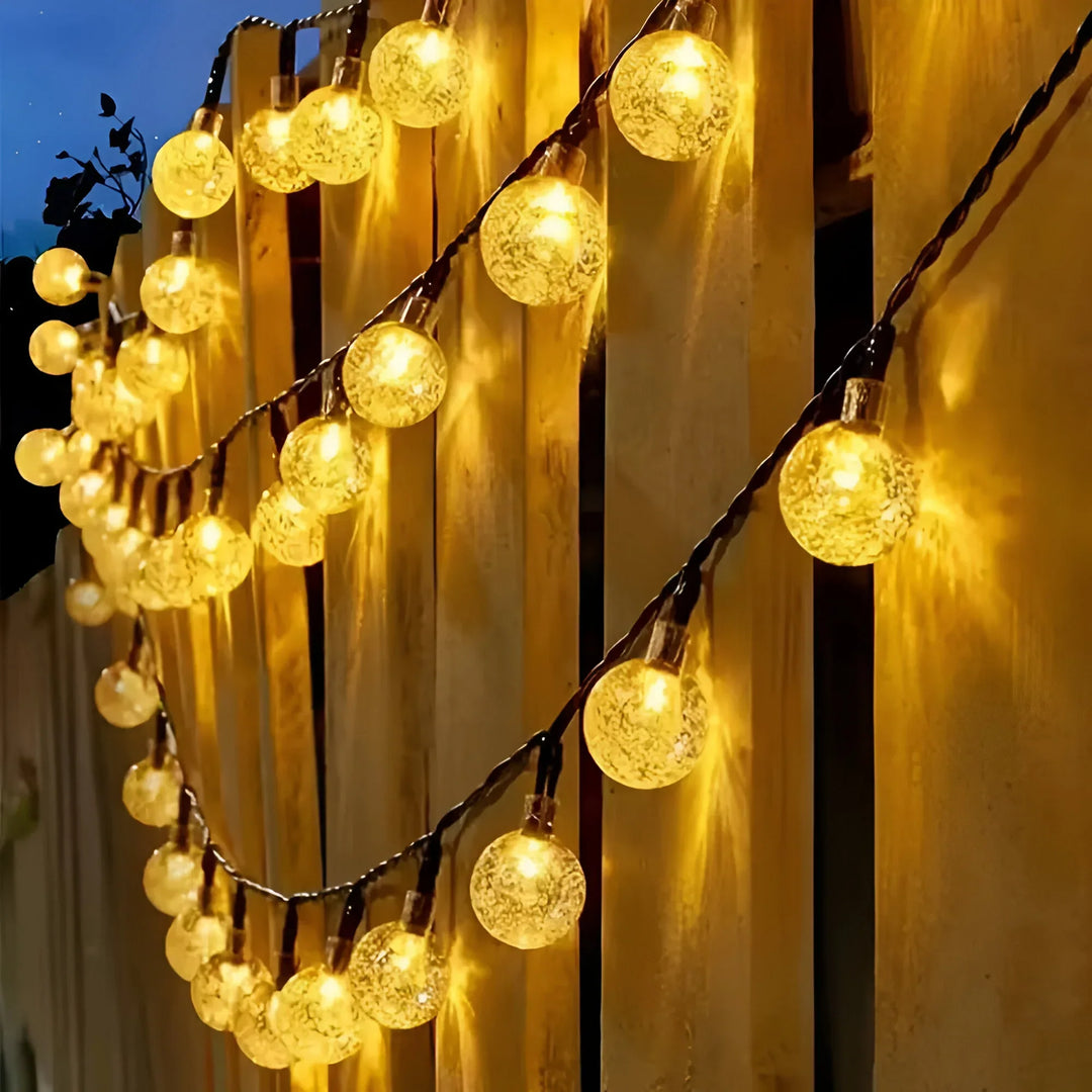 LumeGlobe – Słoneczne Lampy Ogrodowe z Pękniętego Szkła