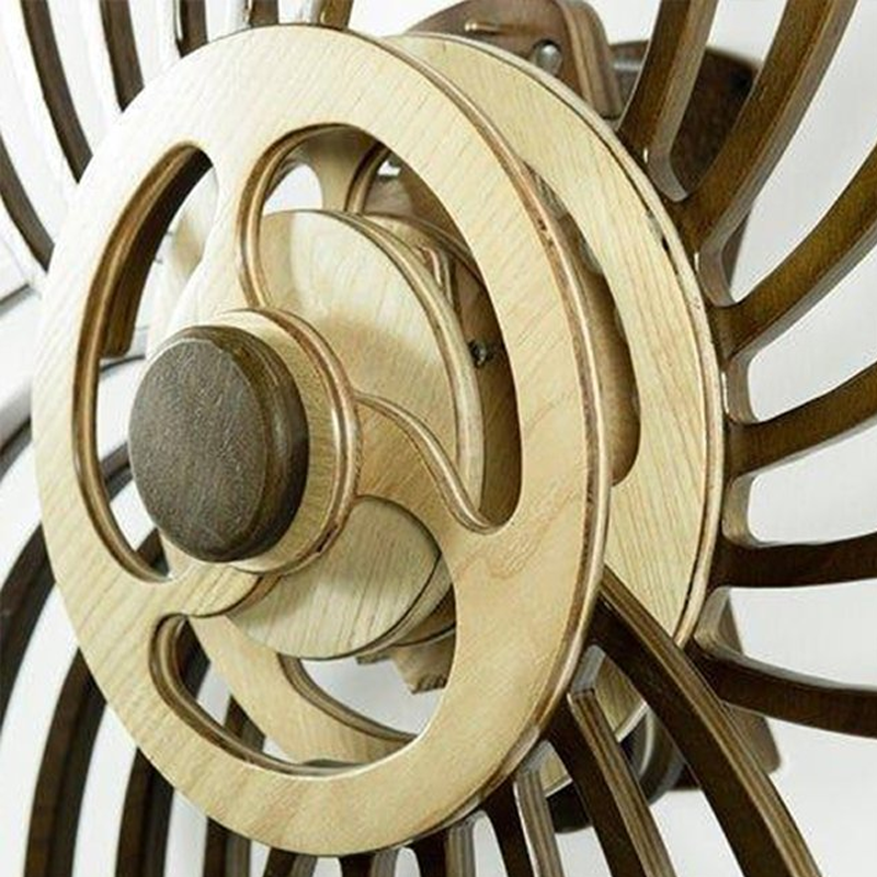 Ręcznie wykonana rzeźba kinetyczna