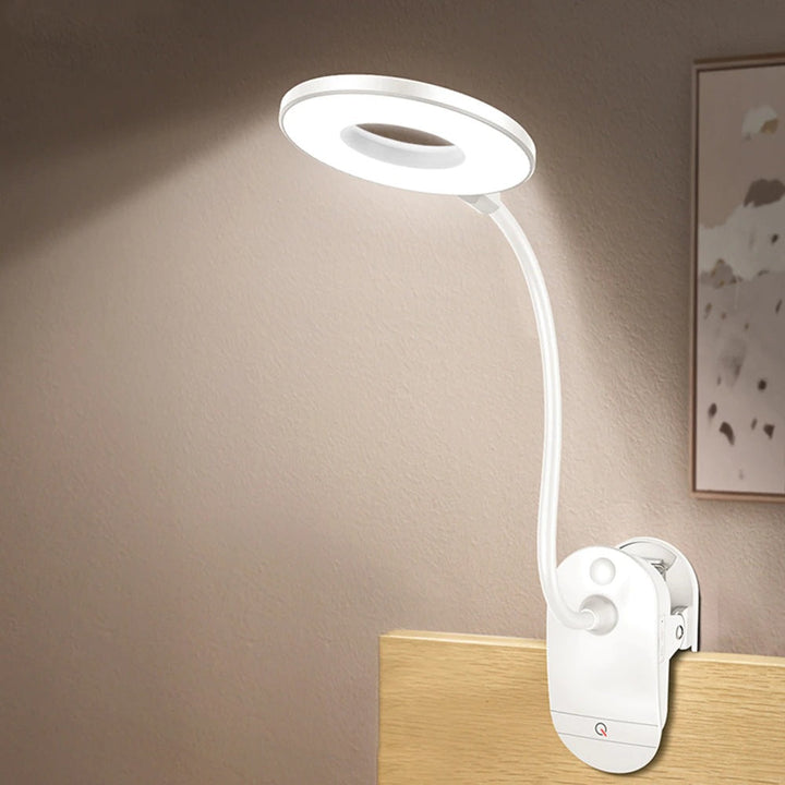 Bezprzewodowa lampa nocna na klips