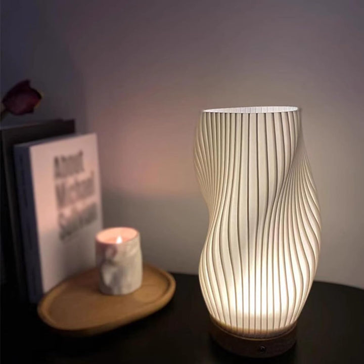 Lampa Stołowa z Eleganckim Wzorem Fali z Zasilaniem USB | WaveGlow