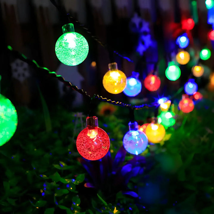 LumeGlobe – Słoneczne Lampy Ogrodowe z Pękniętego Szkła