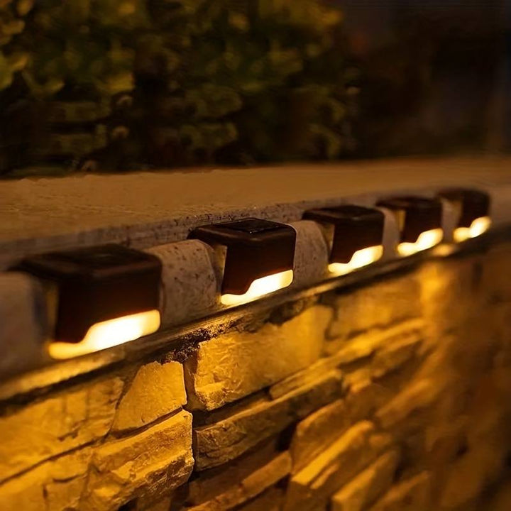 Bezprzewodowe lampy ścienne LED z energią słoneczną