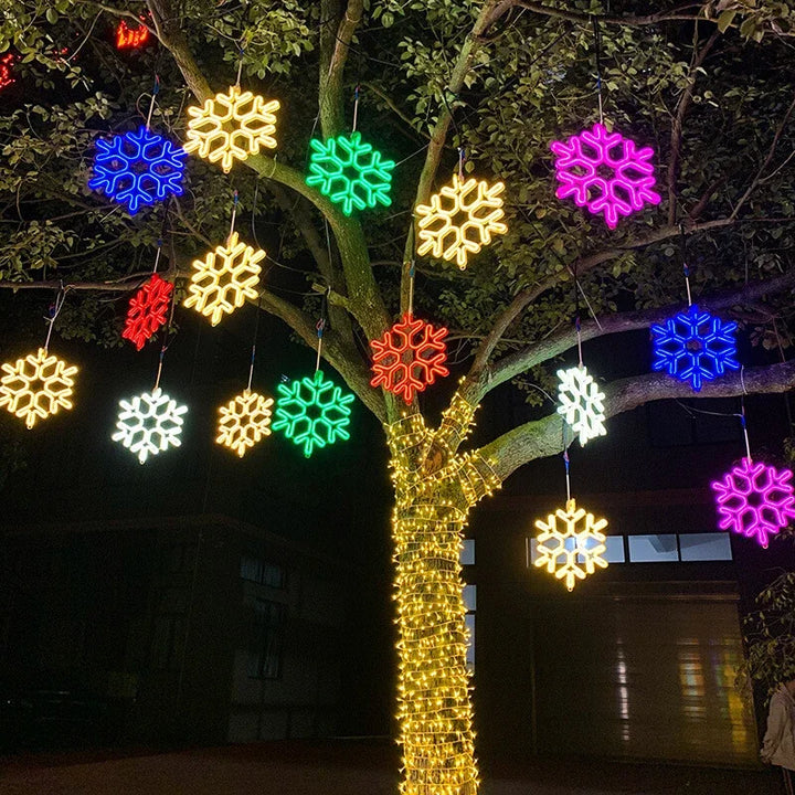 Wodoodporna Lampa LED w Kształcie Płatka Śniegu do Festiwalowej Zimowej Dekoracji