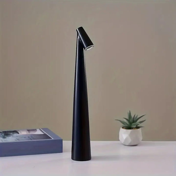 Nowoczesna bezprzewodowa lampa podłogowa LED