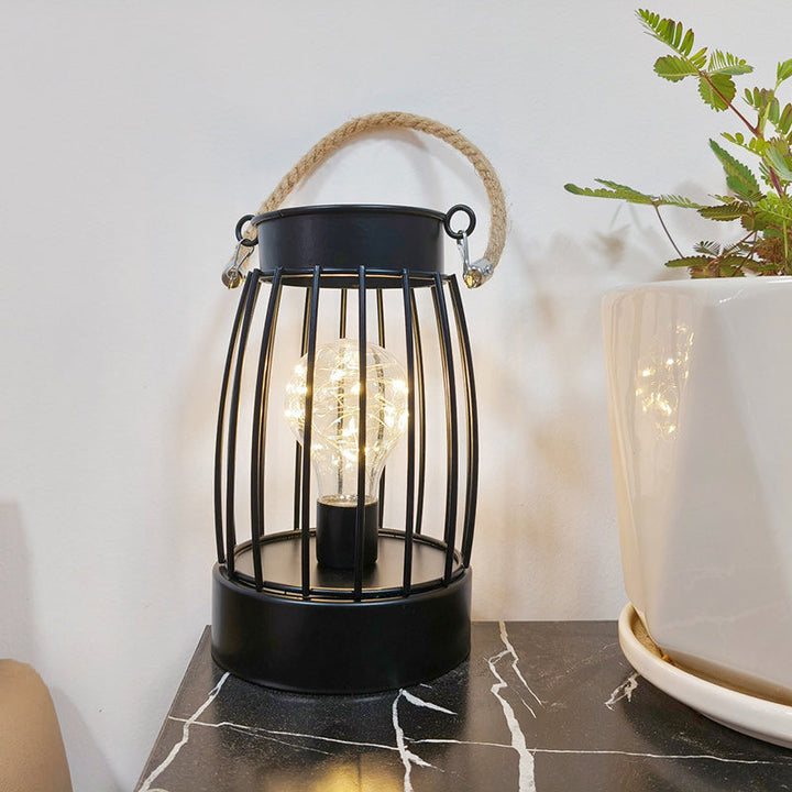 Nowoczesna minimalistyczna lampa stołowa LED w pionowe paski, kwadratowa, okrągła, żelazna do salonu