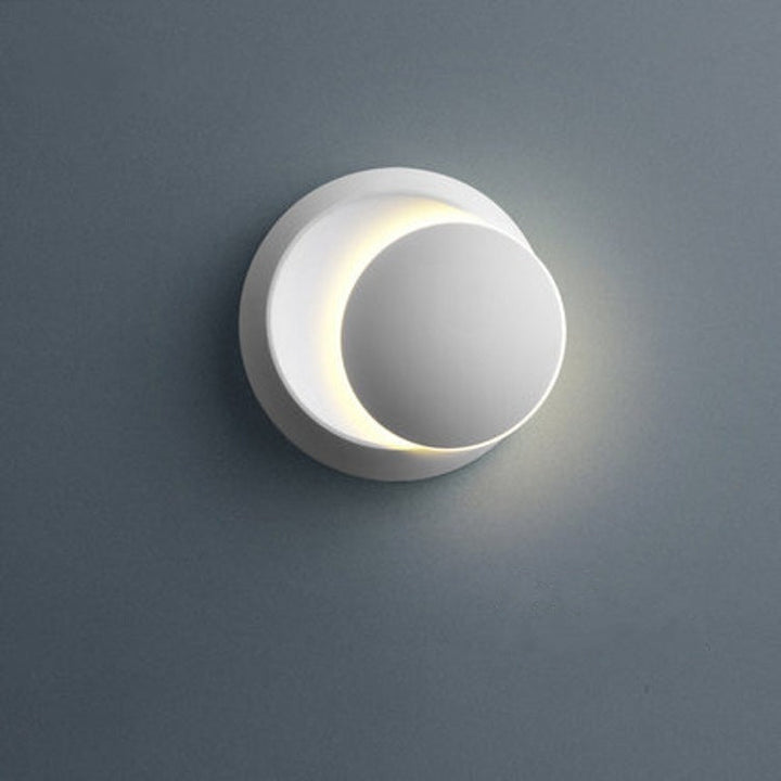 Współczesna Nordic Żelazna Okrągła Lampa Ścienna LED Rotacyjna do Nocnej Szafki