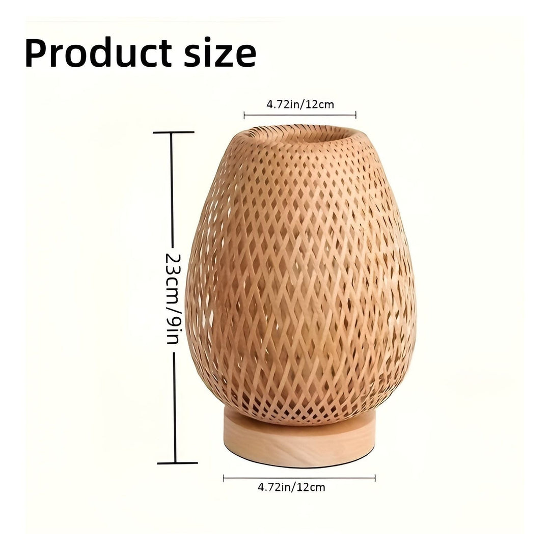 Lampa Aura - Stołowa lampa z bambusa z zasilaniem USB do sypialni