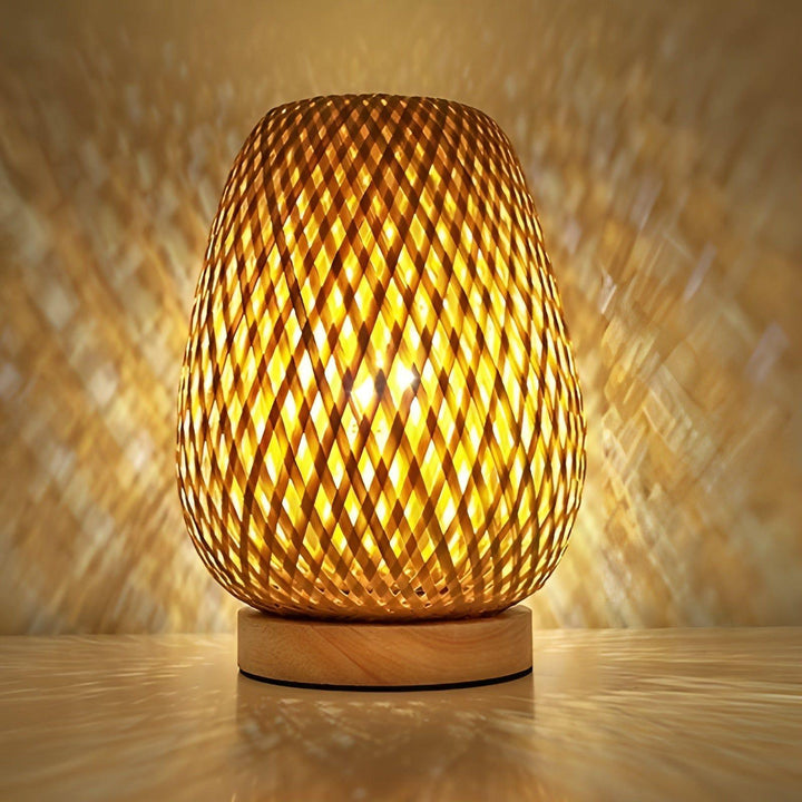 Lampa Aura - Stołowa lampa z bambusa z zasilaniem USB do sypialni