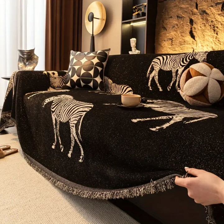 Czarna Pokrywa na Sofę w Zebra