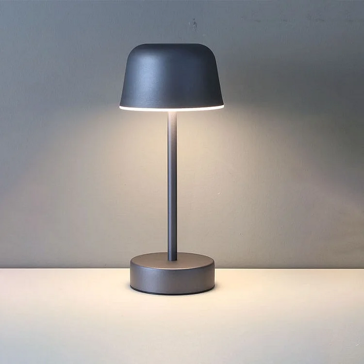 PRISMA PULSE FLARE – Dynamiczna lampa stołowa LED