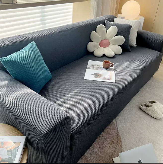 CouchWrap - lekki i antypoślizgowy pokrowiec na sofę