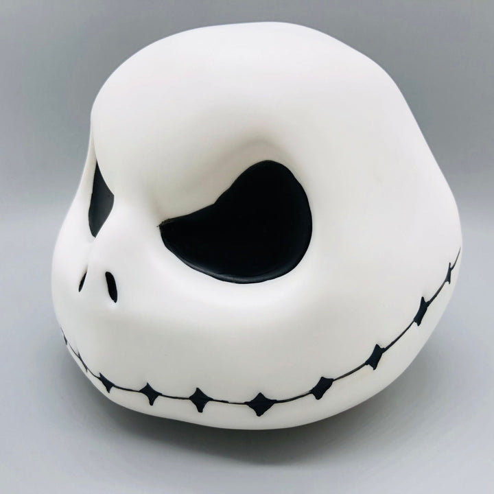 Halloween Jack Skellington Lampa Nocna – kolorowa figura anime z Dekoracji Świątecznej "Miasteczko Halloween"
