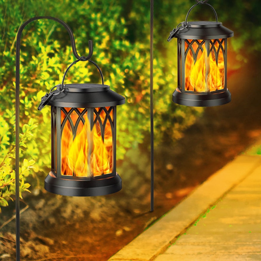 FlameGlow™ - Wisząca Lampa Słoneczna z Efektem Płomienia (2-pak)