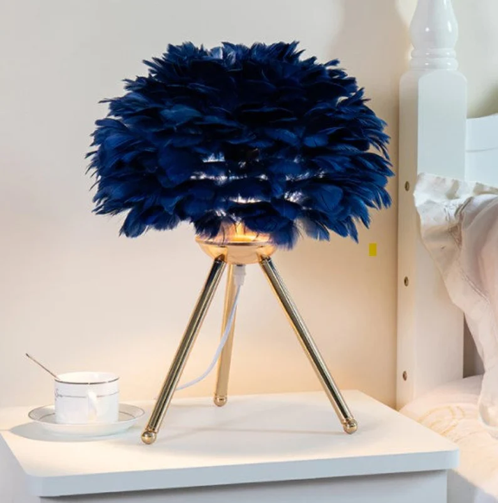 Lampa Stołowa - FeatherLux - Światło Regulowane - Elegancki Design Piór